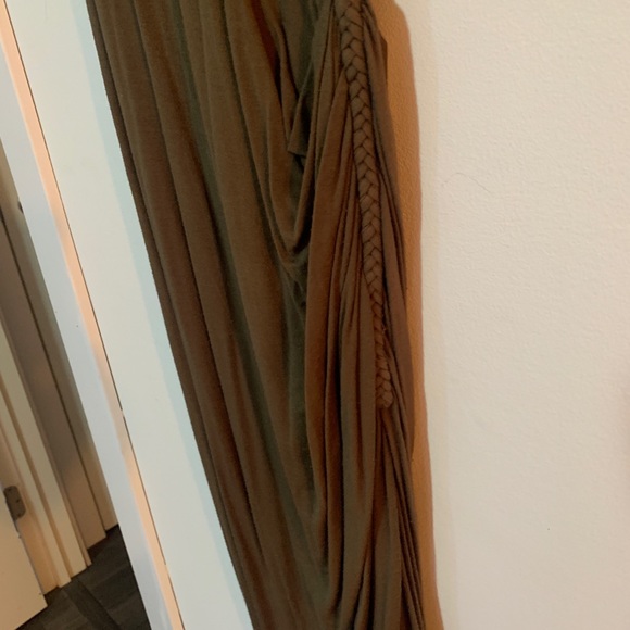 Green Marciano dress - Picture 2 of 3